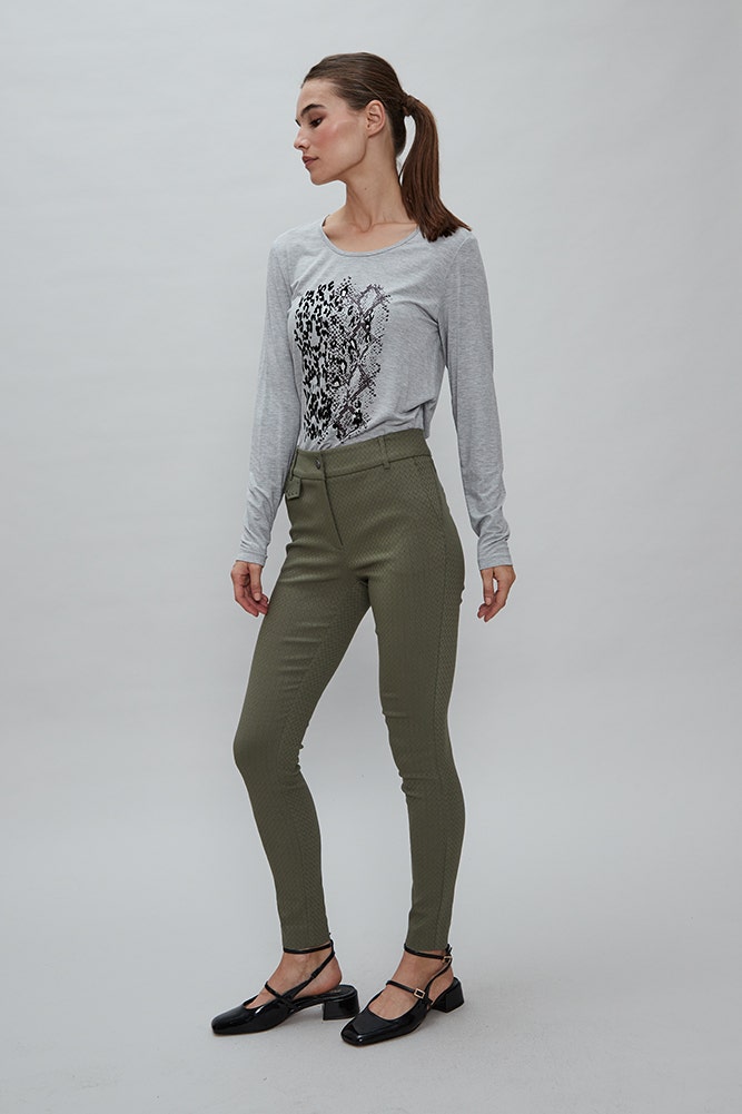 PANTALON PITILLO CON TELA TEXTURADA