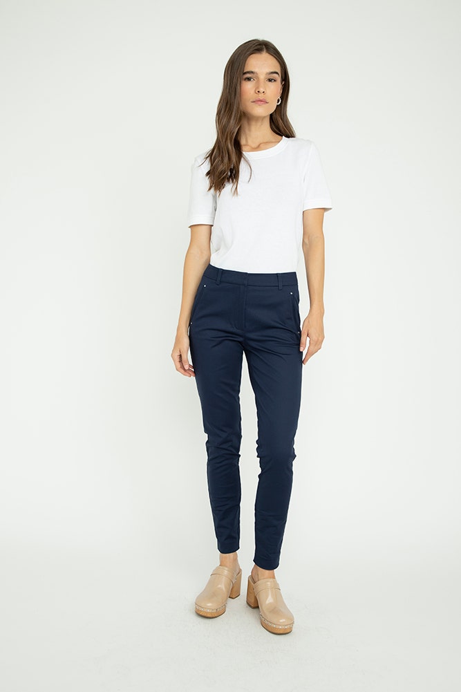 PANTALON FORMAL DE TELA SATINADA