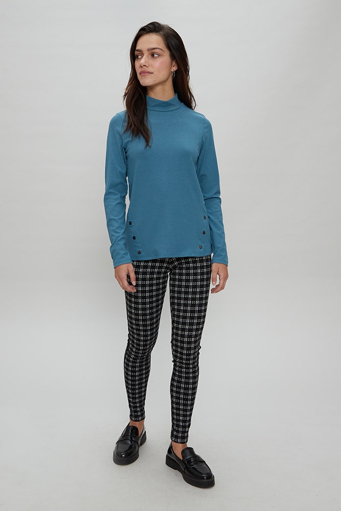 POLERA RIB CUELLO ALTO