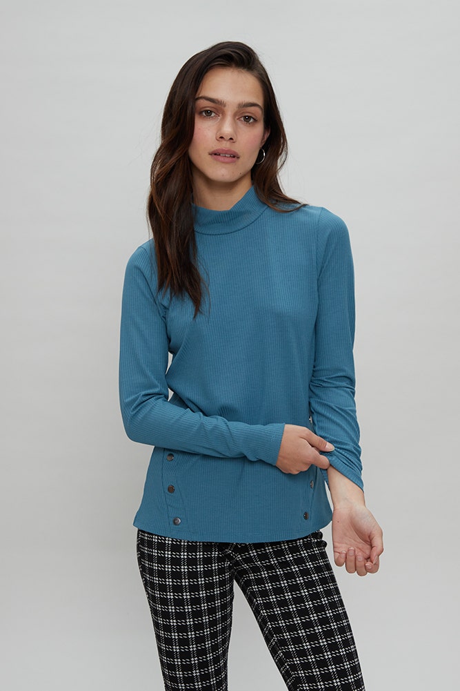 POLERA RIB CUELLO ALTO