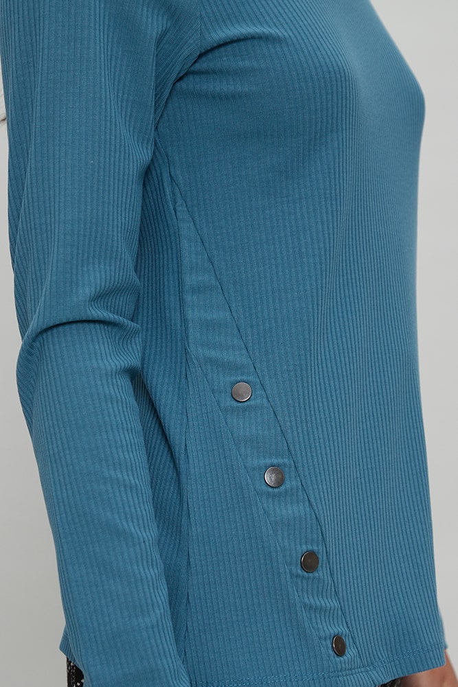 POLERA RIB CUELLO ALTO