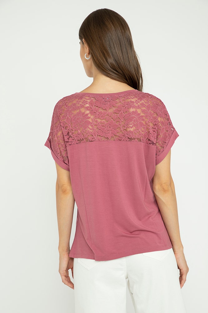 POLERA LISA CON ENCAJE