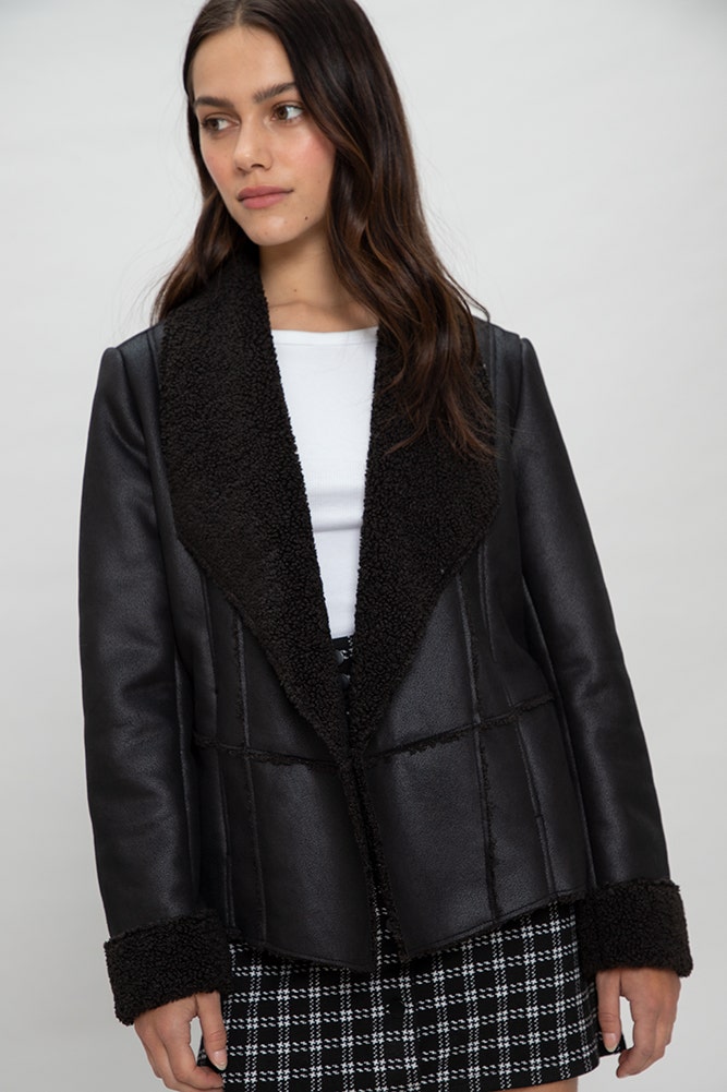 CHAQUETA DE BORREGO 