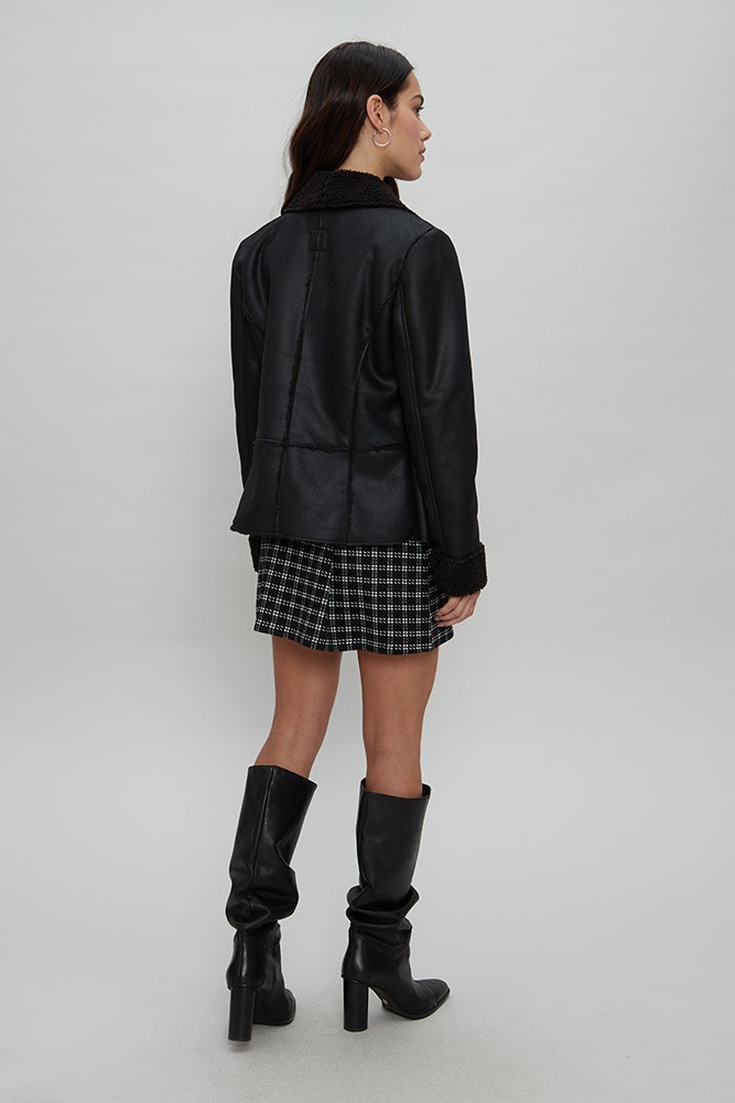 CHAQUETA DE BORREGO 
