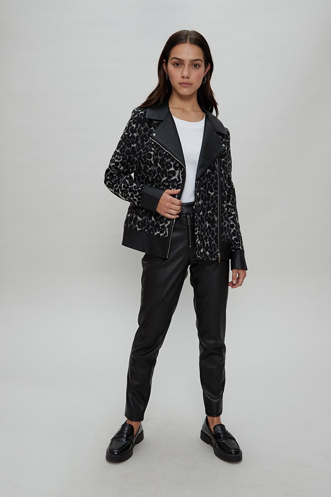 CHAQUETA ANIMAL PRINT CON PU
