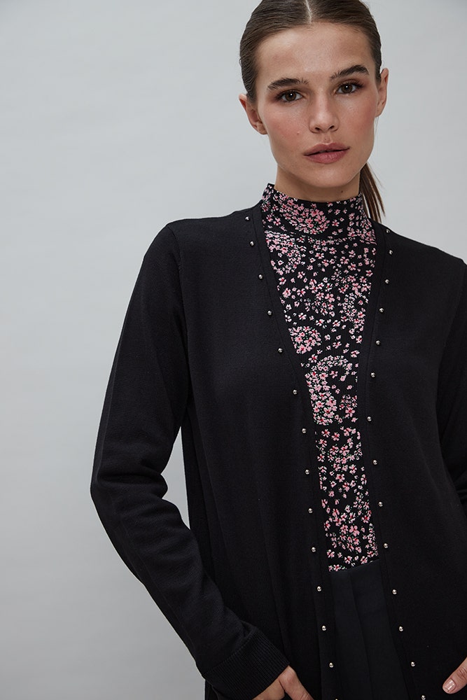 CARDIGAN CON BOLSILLO DE GAMUZA 