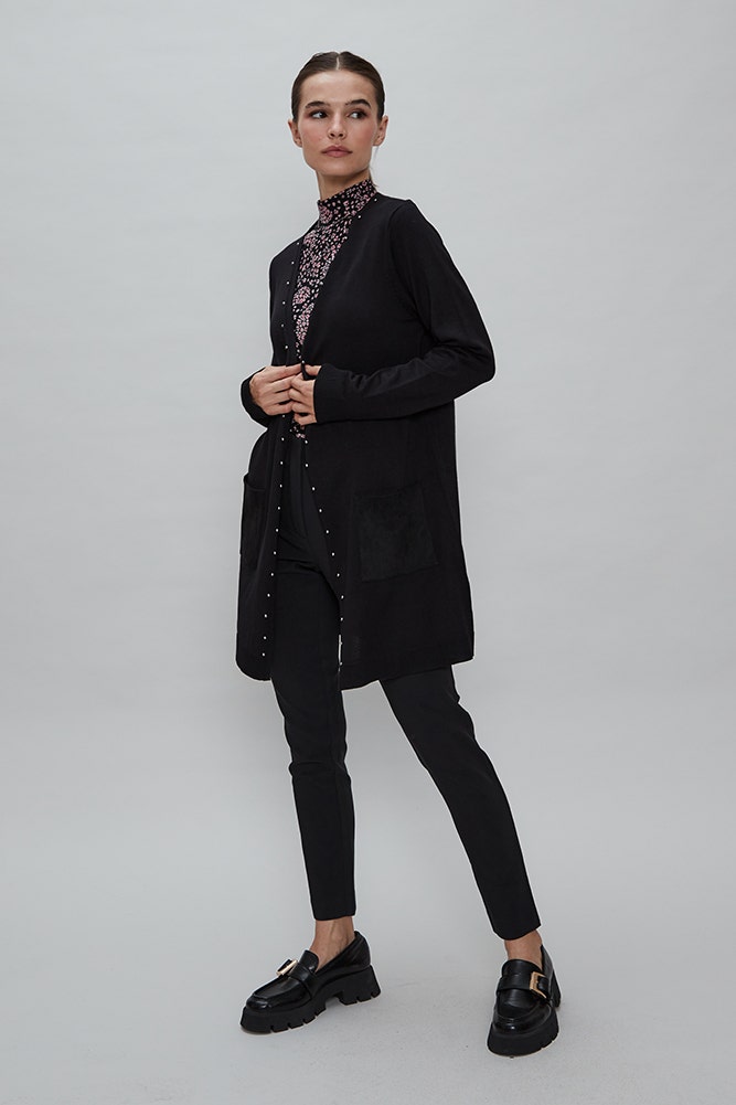 CARDIGAN CON BOLSILLO DE GAMUZA 