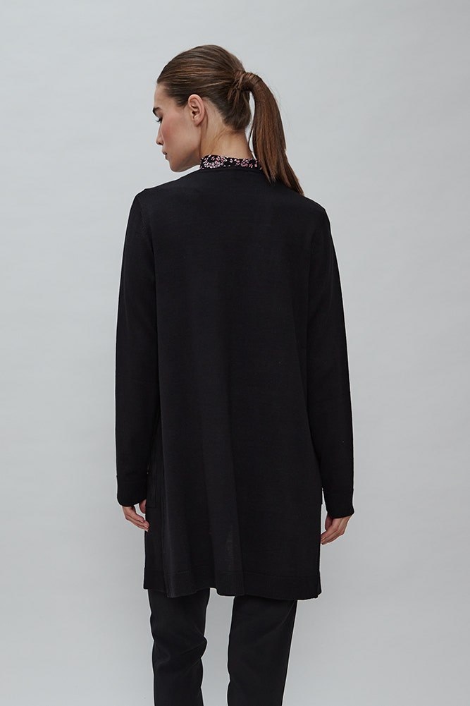 CARDIGAN CON BOLSILLO DE GAMUZA 