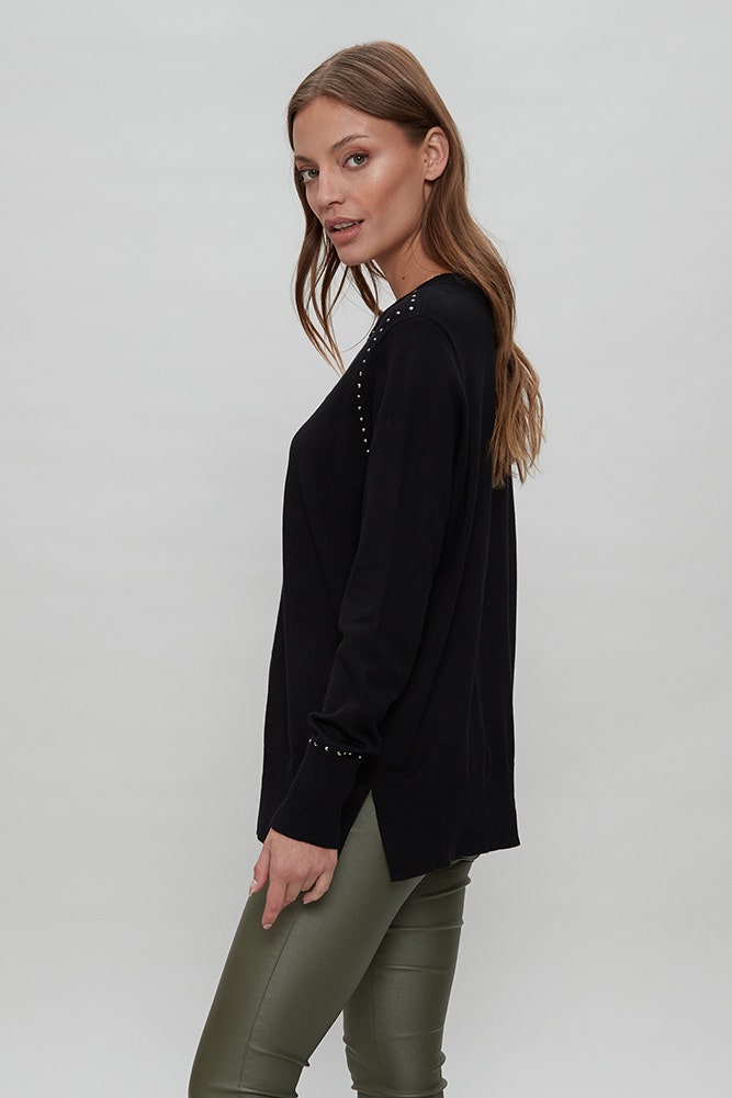 TEJIDO SWEATER TACHAS DECORATIVAS