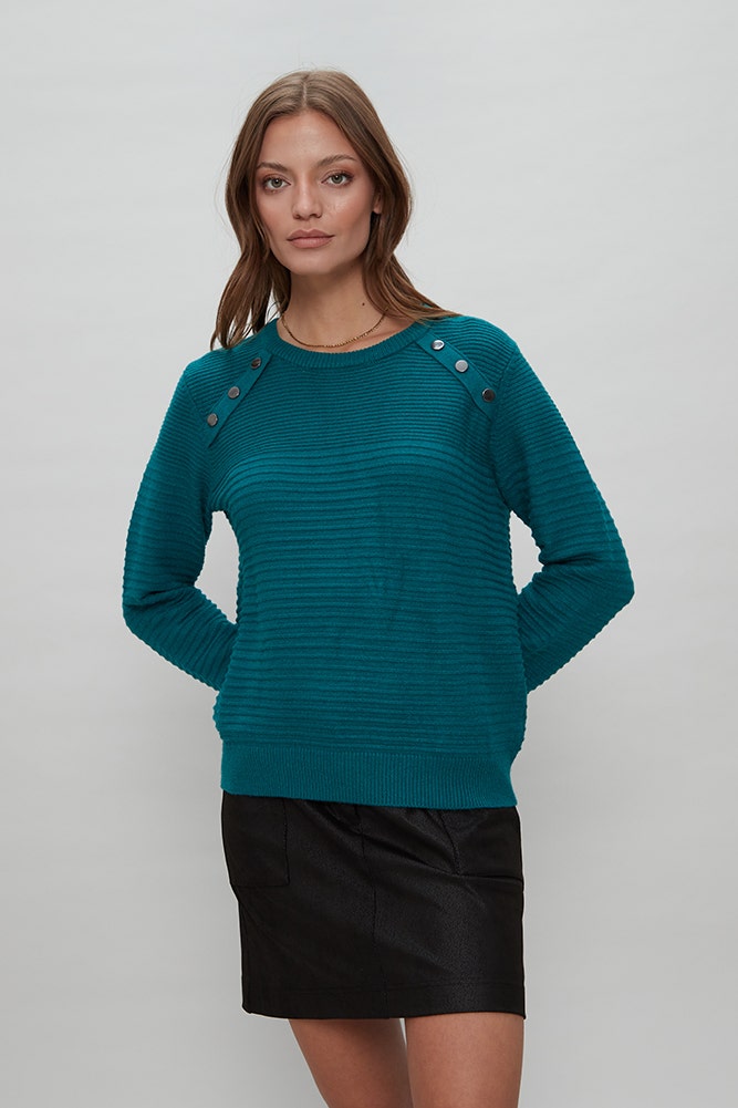 TEJIDO SWEATER BROCHES DECORATIVOS