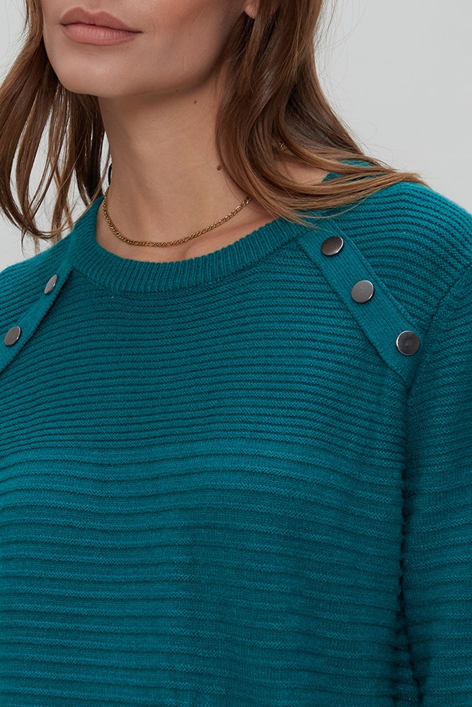 TEJIDO SWEATER BROCHES DECORATIVOS